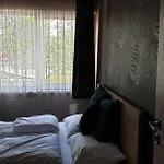 Bed & Breakfast Garden Club Panzio Balatonmáriafürdő