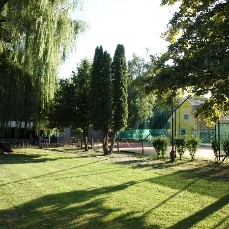 Garden Club Panzio Balatonmáriafürdő