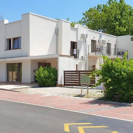 Garden Club Panzio Balatonmariafurdo