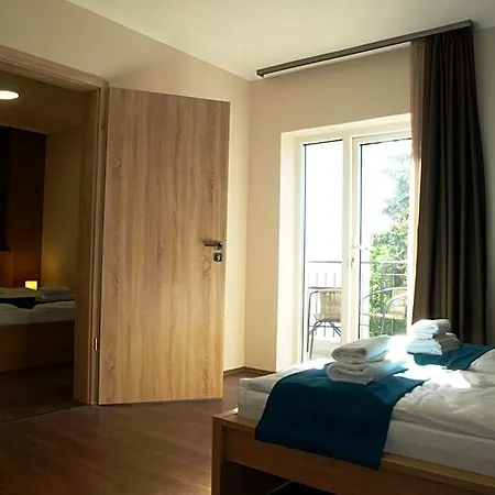 Garden Club Panzio B&B Balatonmáriafürdő