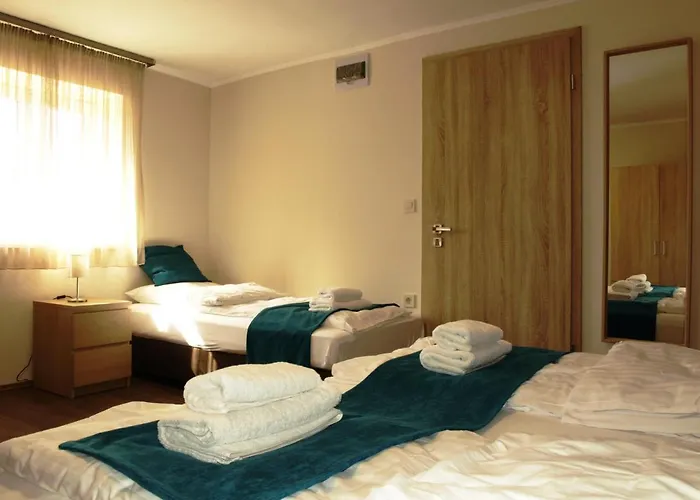 Garden Club Panzio B&B 3*