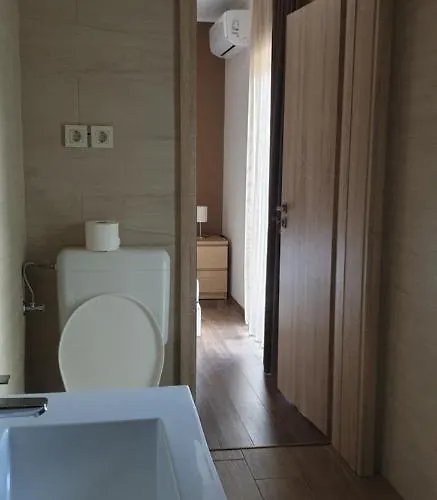 B&B Garden Club Panzio 3*